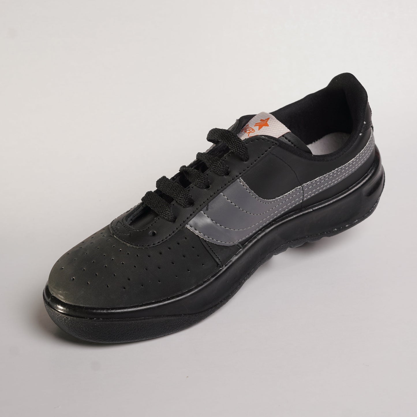 Racer 102 Men’s Sneakers (Black Variants)