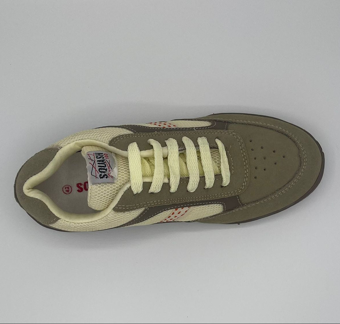 Squash 8209 Men’s Sneakers (Sand, Black, White Variant)