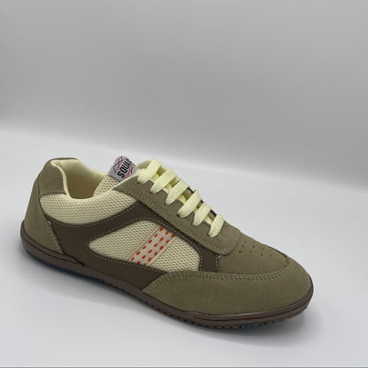 Squash 8209 Men’s Sneakers (Sand, Black, White Variant)