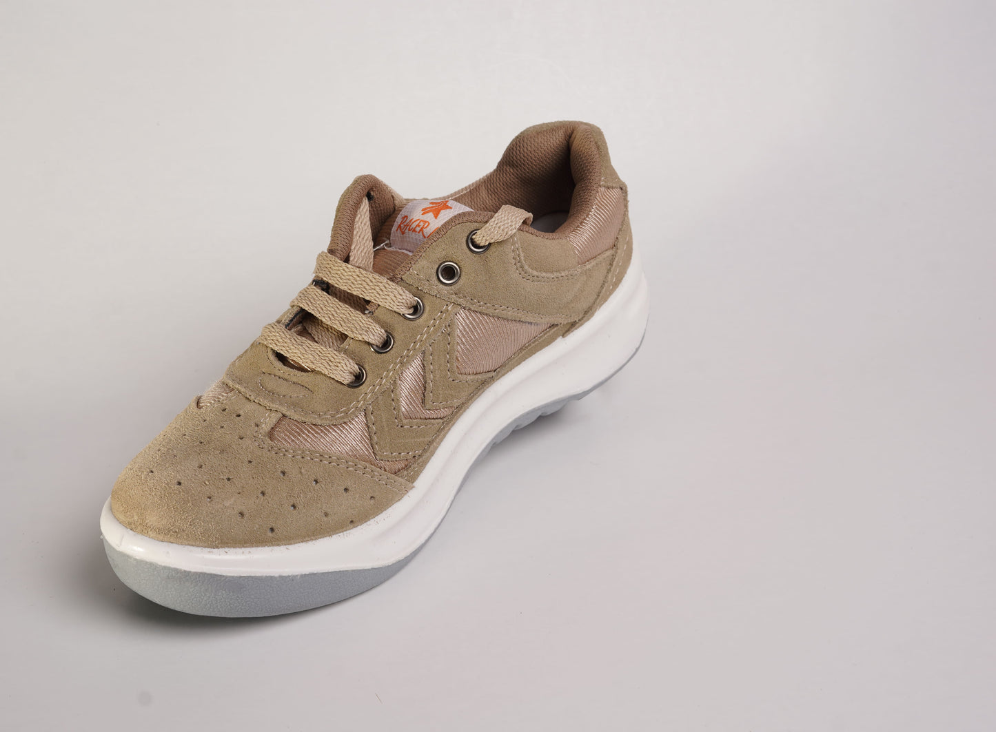 Silver Star Racer 174 – Men’s Breathable Casual Sneakers | Durable Suede & Fabric Upper