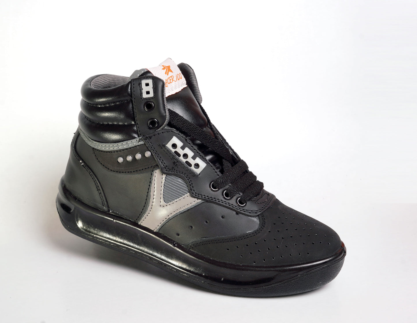 Silver Star Racer 101 Men’s Sneakers – Lightweight Casual Shoes (Black & White Variants)