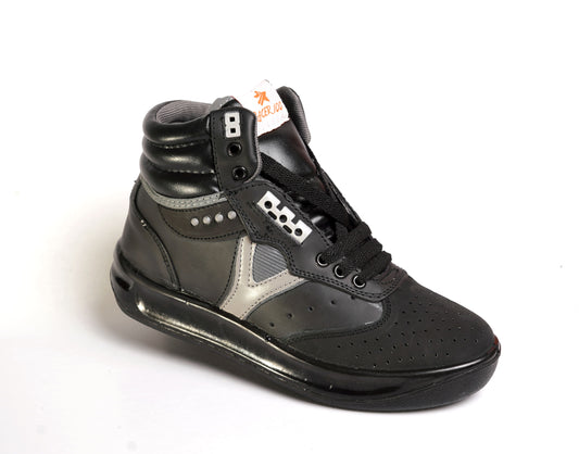 Silver Star Racer 101 Men’s Sneakers – Lightweight Casual Shoes (Black & White Variants)