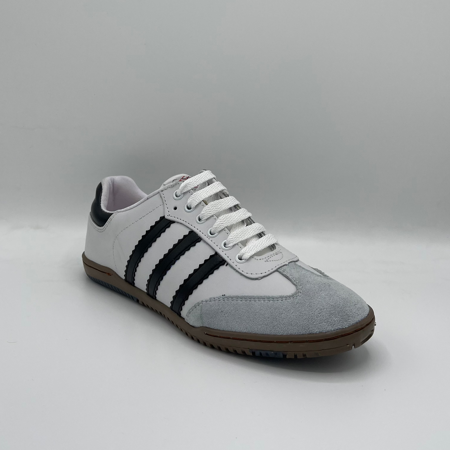 Squash 14 Men’s Sneakers (Black, White Variant)