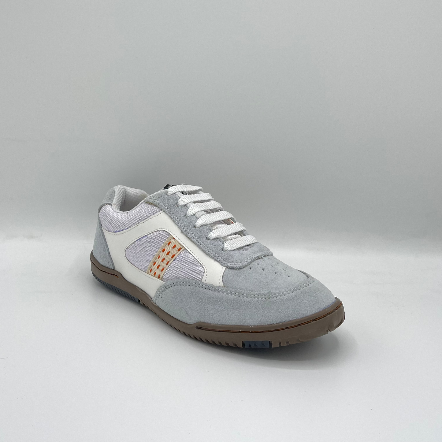 Squash 8209 Men’s Sneakers (Sand, Black, White Variant)