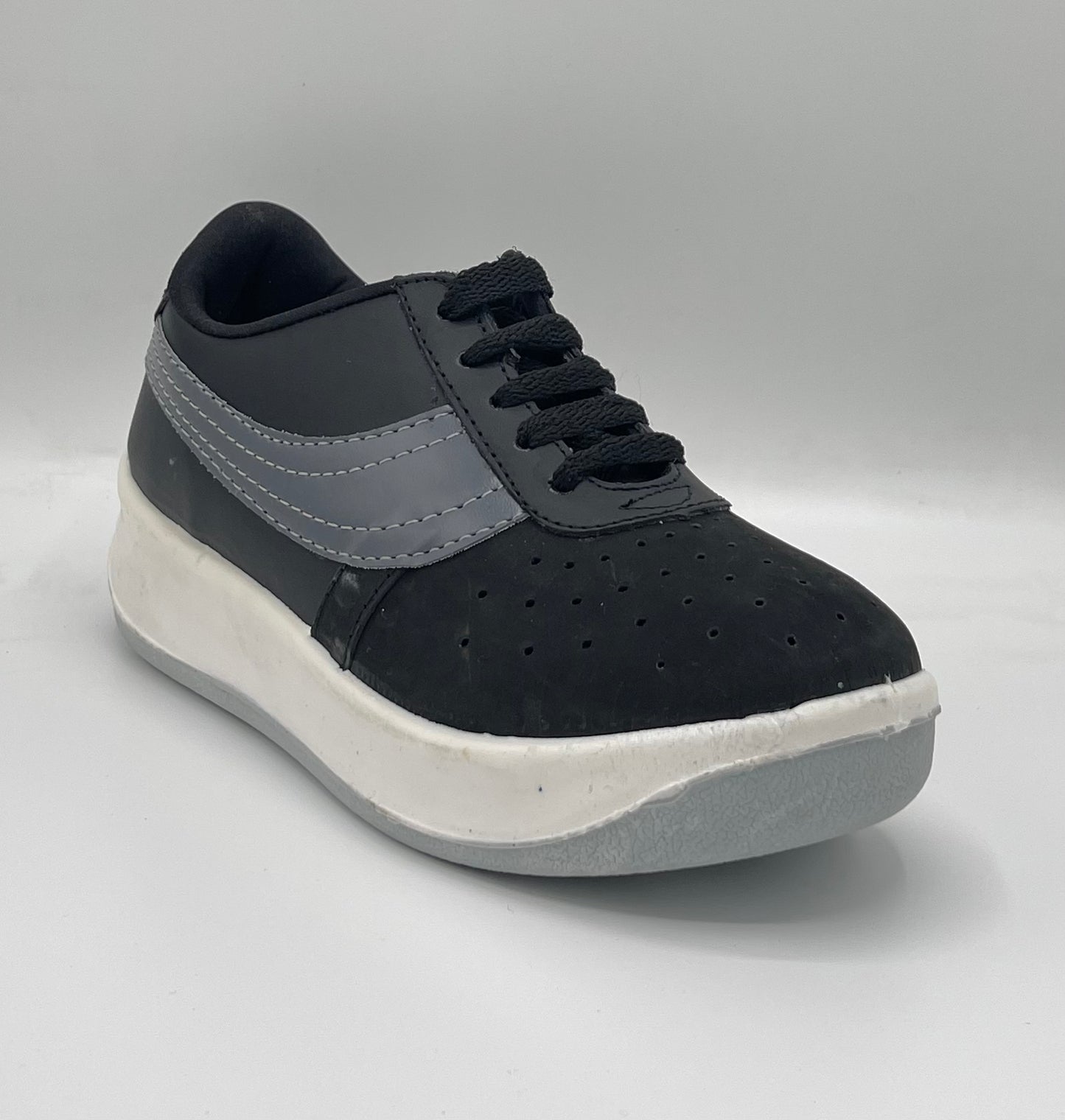 Racer 102 Men’s Sneakers (Black & White)