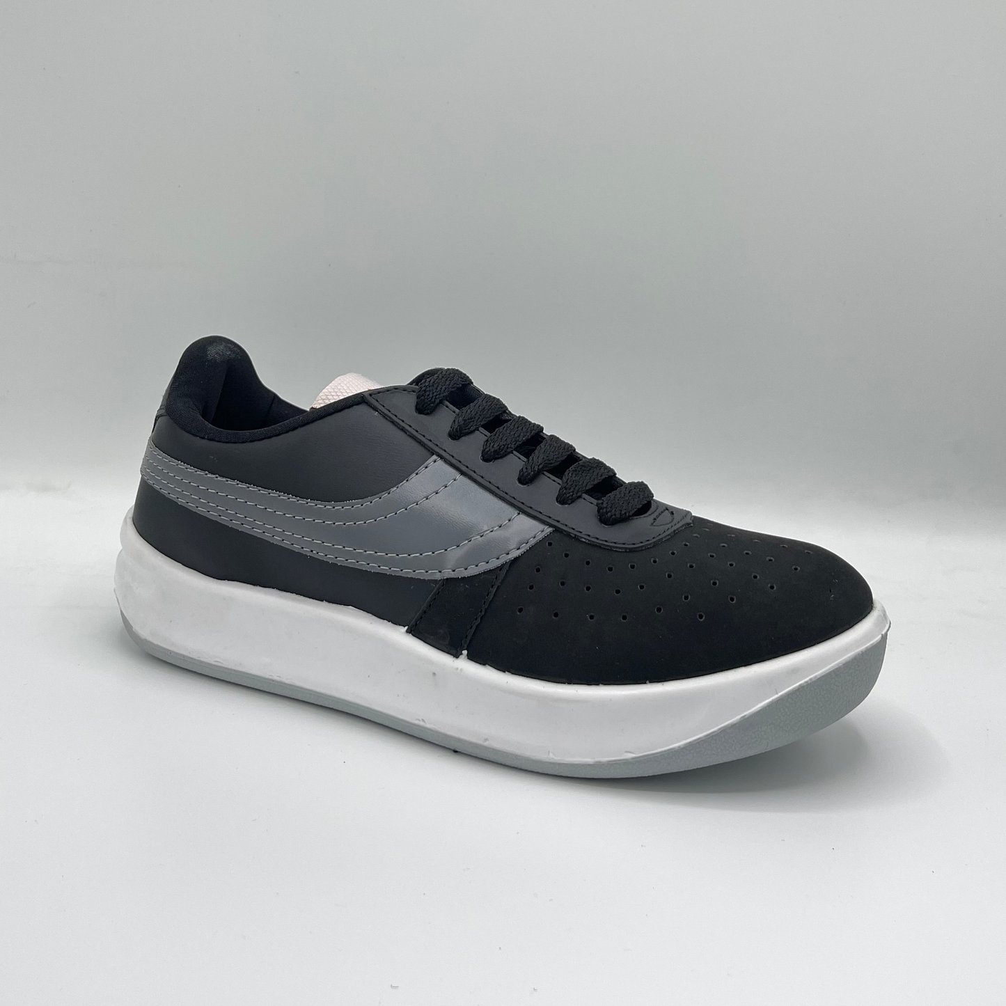 Racer 102 Men’s Sneakers (Black & White)