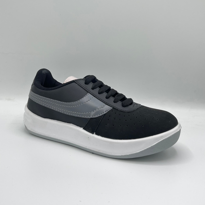 Racer 102 Men’s Sneakers (Black & White)