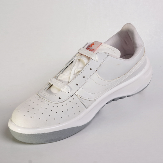 Silver Star Racer 102 Men’s Sneakers – Lightweight Everyday Shoes (Black & White)