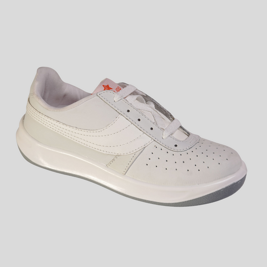 Silver Star Racer 102 Men’s Sneakers – Lightweight Everyday Shoes (Black & White)
