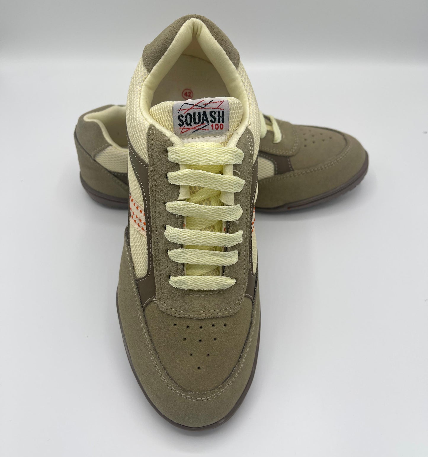 Squash 8209 Men’s Sneakers (Sand, Black, White Variant)